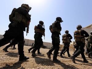 Members of the "Golden Division", the special forces of the Iraqi counter-terrorism forces (ICTF), take part in a training under the command of international military instructors in Baghdad on March 20, 2016. (AFP/Sabah Arar)