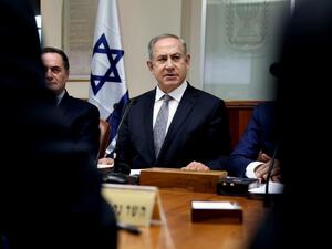 Israeli Prime Minister Benjamin Netanyahu chairs the weekly cabinet meeting in Jerusalem on February 12, 2017. (AFP/Gali Tibbon)