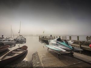 تم تصميم وتصنيع الزورق الكهربائي V20E من قبل فريق "جاكوار فيكتور" بالتعاون مع "ويليامز للهندسة المتقدمة.