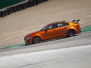 تُعدّ XE SV Project 8 سيارة سيدان فائقة الأداء وأقوى سيارة طريق تنتجها "جاكوار" حتى الآن.