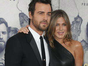 It's over: The former couple during their relationship; they are pictured last spring (Source: Matt Baron - Shuttertstock)