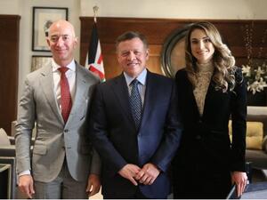King Abdullah's talks with Bezos also addressed the future plans of Amazon.com, as well as the ability of Jordan, as a regional ICT hub, to attract investments in this sector. (Twiiter/Royal Hashemite Court of Jordan)