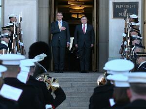 Jordan's King Abdullah II welcomed by US Secretary of Defense Ash Carter at the Pentagon January 11, 2016. (AFP/Getty/Mark Wilson) 