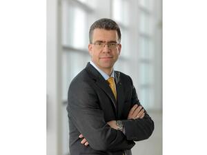 اعلنت شركة "نيسان" عن إجراء تغييرات في الإدارة التنفيذية العليا بمنطقة الشرق الأوسط , تم تعيين يورغن شميتز في منصب المدير التنفيذي لـ نيسان الشرق الأوسط.