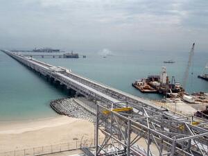 The government plan to increase oil production is spurring Kuwait’s construction sector. (File photo)