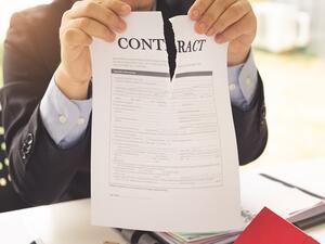 2,140 contracts of expatriates froze in Kuwait. (Shutterstock)