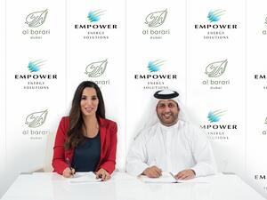 قام بتوقيع الاتفاقية كل من أحمد بن شعفار الرئيس التنفيذي لمؤسسة إمباور ونادية زعل الرئيس التنفيذي، لشركة البراري وقد تمت مراسم التوقيع في مكتب شركة "البراري".