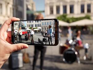 يتوفر «إل جي كيو6» للبيع في الأسواق الرئيسة في آسيا ابتداء من الشهر المقبل، ويلي ذلك توفره في أوروبا وأمريكا اللاتينية وأمريكا الشمالية.