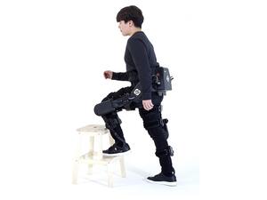 يأتي تمويل بوسا نوفا بعد استثمارات أقدمت عليها إل جي في أربع شركات روبوتات أخرى مستقرّة بكوريا هي: أكريل، إس جي روبوتيكس، روبوتيس وروبوستار.