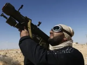 اوباما يقول ان القذافي فقد شرعيته 
