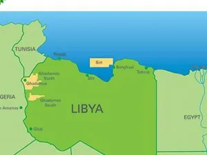 المجلس الإنتقالي يتبنى خارطة طريق تنص على تسليم السلطة إلى برلمان منتخب وتبني دستور جديد