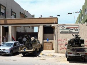 ليبيا: فرار أكثر من 1200 سجين