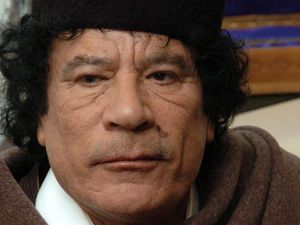 العقيد معمر القذافي شخصية مثيرة للجدل