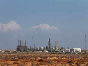 قوات الجيش، المنبثقة عن مجلس النواب، بسط سيطرتها بالكامل على منطقة الهلال النفطي