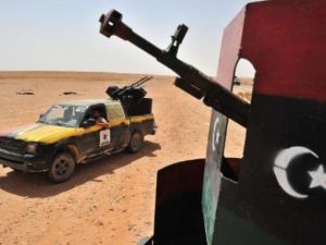 مقاتلو المجلس الإنتقالي يتقدمون صوب بني وليد