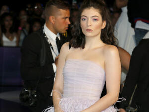 The 'Royals' hitmaker is keen to pay tribute to her idols at her upcoming concerts, so has sent out an appeal for "genuine" merchandise that she can use on stage. (Source: Tinseltown - Shutterstock)