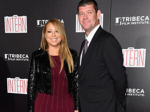 ماريا كاري وخطيبها جايمس باكر