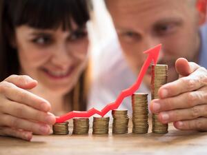 
Research shows that seven out of 10 couples say money causes tension in their relationship. (Shutterstock)