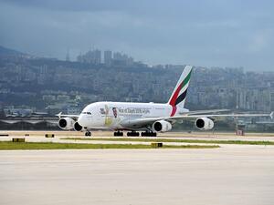 طائرة الإمارات الإيرباص A380 في مطار بيروت الدولي لأول مرة.