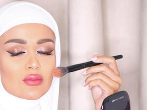 لفتت مدونة الموضة مرمر الأنظار لها، خاصة وأنها تتميز بأسلوب خاص للغاية