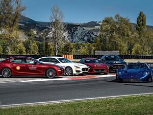 تعقد جميع دورات إتقان تعلم القيادة لدى مازيراتي على حلبة فارانو دى ميليغاري، على بعد حوالي عشرين كيلومترًا من بارما، إيطاليا.