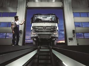 مرسيدس-بنز عُمان