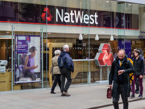 NatWest pilots a biometric bank card with 200 customers, allowing them to buy goods without entering their PIN. (Shutterstock/ File Photo)