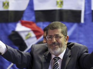 Is Morsi making the moves on Ahmadinejad?
