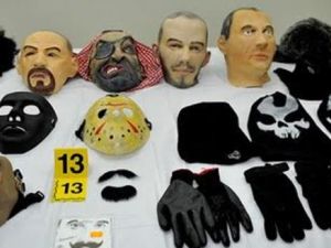 العصابة يترأسها مجرم خطيرة يدعى “مخلص”، أقام مدة طويلة ببلجيكا