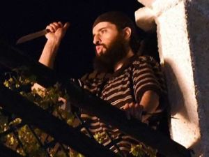 المغربي يونس التسولي يثير موجة من الهلع في حي منزل عائلته بالرباط 