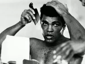 Larry Holmes, his sparring partner and opponent, mourns loss of a legend
