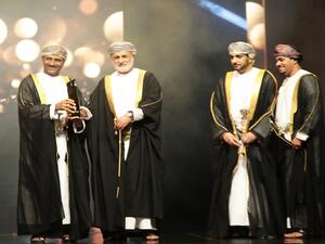 البنك يتسلم الجائزة