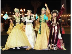 خلال المهرجان الدولي كالينكا.