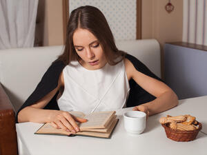 توقعات الأبراج اليوم الأحد 28 فبراير/ شباط 2016