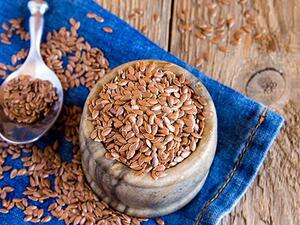 قناع بذور الكتان يشد الوجه ويصحّح كل العيوب علي