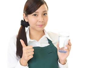 افركي مكان البقع بكمية قليلة من صودا الخب