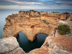 القلب ليس موطن الجسد فقطٍ بل يمكن رؤيته في مناظر خلابة من حول العالم