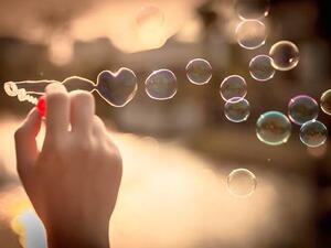 شهر نوفمبر شهر الدفء والاستقرار