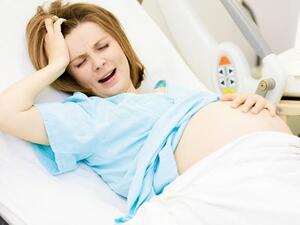 قد تتعرض المرأة إلى حدوث تمزق مهبلي أثناء والولادة
