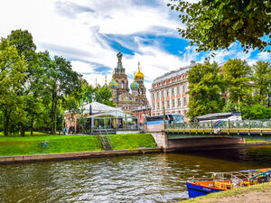 كاتدرائية سانت باسيل، روسيا واحدة من الصروح الأكثر شهرة في روسيا

