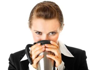 لا بد من تنظيف "ترموس" القهوة، بعد كلّ مرّة تستعملينه