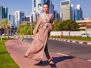 اللون الزهري هو من الألوان المفضّلة بالنسبة إلى الكثيرات من النساء