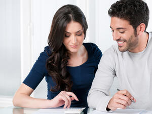 برج الأسد عاطفي وحساس

