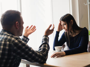 ساعديه على أن يفكّر بإيجابية