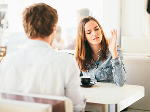  يجب أن تجدين شخص أفضل منّي 