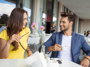 «ملابسك غير مناسبة» من الممكن أن تؤذي مشاعر زوجك بتلك الكلمات