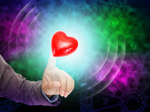 من أجمل الأبراج في الحب، برج الثور الذي هو برج ترابي ثابت وأنثوي 