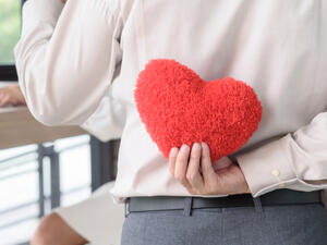 الحُبّ هو شعور بالانجذاب والإعجاب نحو شخص ما أو شيء ما