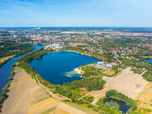 بحيرة مورسكي أوكو واحدة من أكبر البحيرات وأجملها وأعمقها
