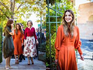 على صعيد الأناقة تألقت الملكة رانيا بفستان خريفي باللون اليقطيني الساحر 